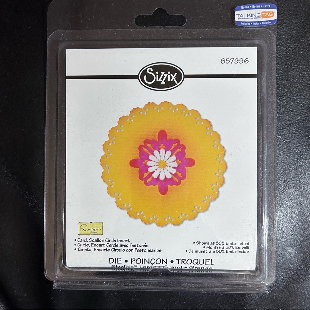 Sizzix Sizzlits Die - Card Scallop Circle Insert